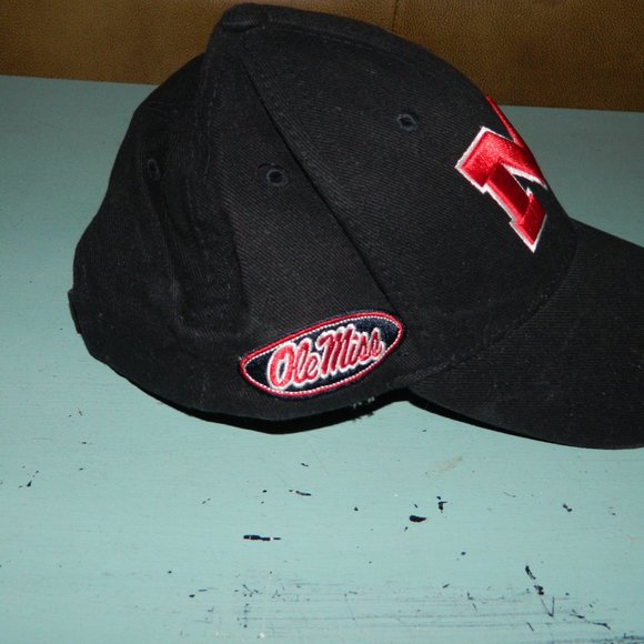 Ole Miss Rebels Hat Cap University Of Mississippi - Picture 2 of 4